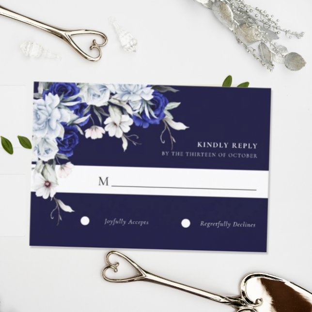 Cartão RSVP Casamento Floral de Marinho Azul Elegante (Criador carregado)