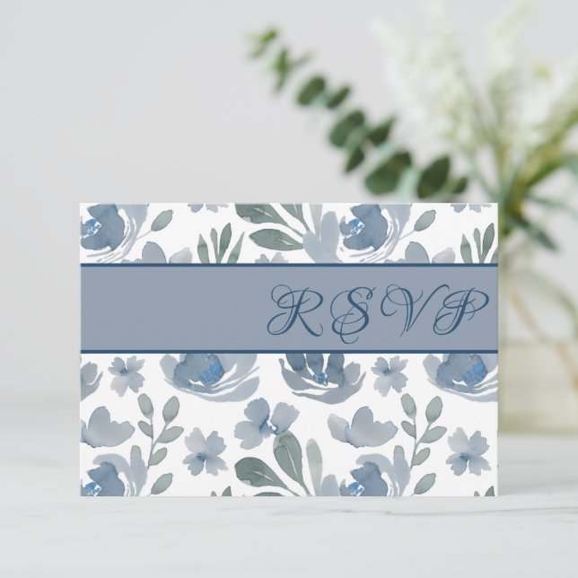 Cartão RSVP Casamento Floral Rustic Dusty Blue Watercolor (Em pé/Frente)