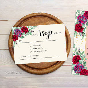 Cartão RSVP Casamento Floral Vermelho e Roxo Sombrio