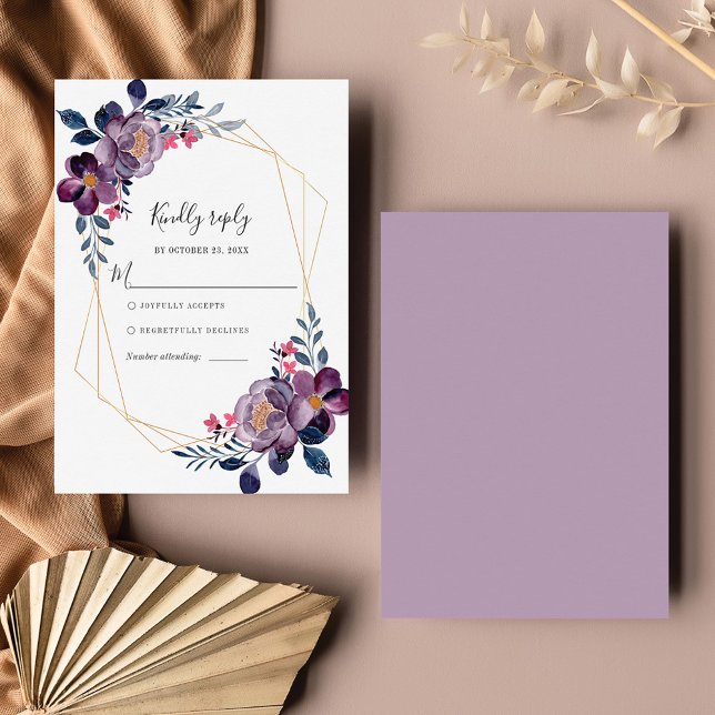 Cartão RSVP Casamento Geométrico Botânico Púrpura Floral (Purple Floral Navy Blue Flowers Wedding RSVP Card)