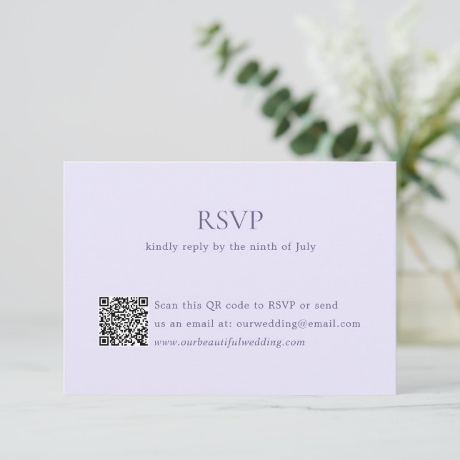 Cartão RSVP Casamento Legante do Código QR Moderno Lilac (Em pé/Frente)