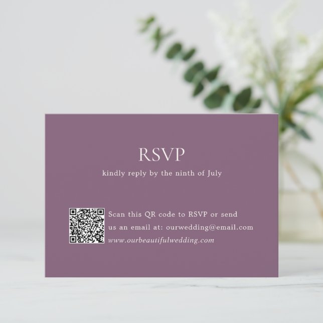 Cartão RSVP Casamento Legante do Código QR Roxo Moderno (Em pé/Frente)