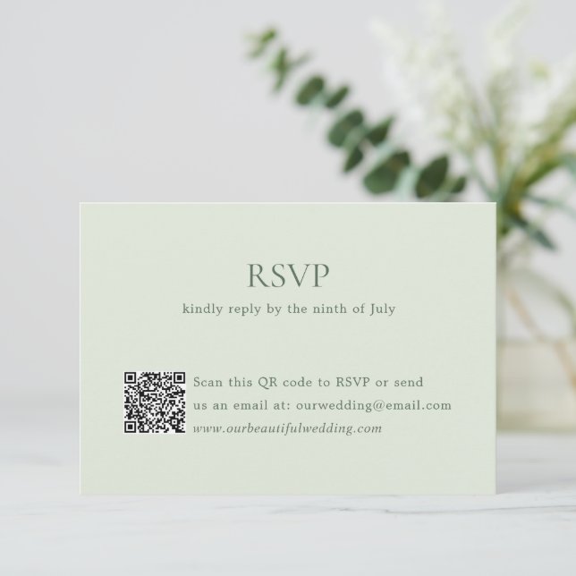Cartão RSVP Casamento Legante do Código QR Verde da Sage Moder (Em pé/Frente)