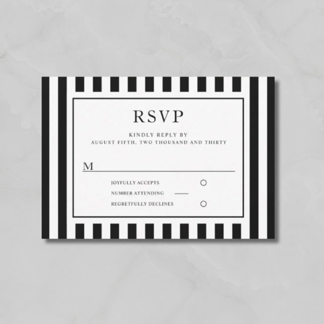 Cartão RSVP Casamento Moderno com Listras Pretas e Brancas  (Modern Black And White Stripes Wedding RSVP Card)