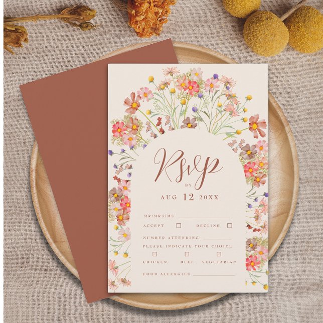 Cartão RSVP Casamento outono Terracotta Boho (Boho fall wildflower rustic floral arch burgundy and ivory cream wedding rsvp card Elegant script)