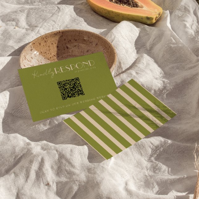 Cartão RSVP Casamento QR Code em Musgo Verde Clássico e Dinhei (Criador carregado)