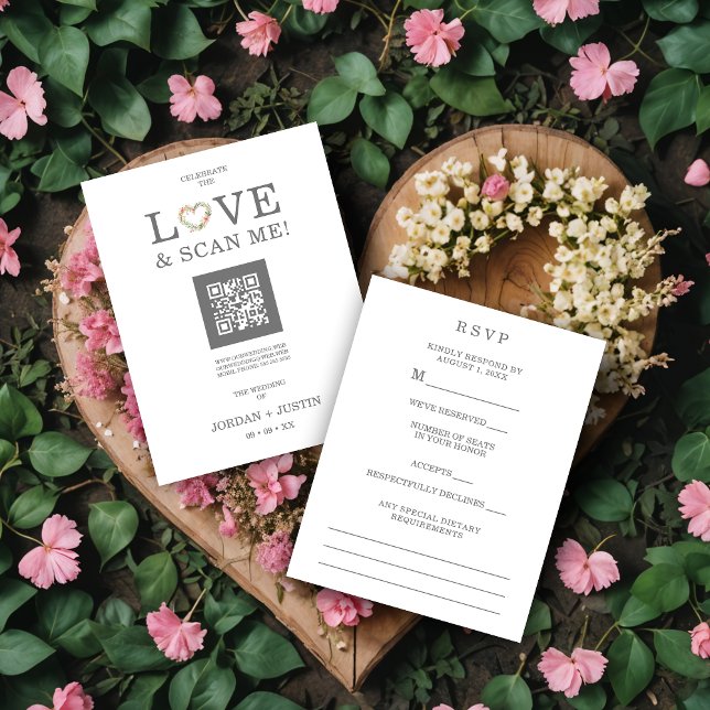 Cartão RSVP Chic Exquisite Love Quote Pink Floral Heart-Shape  (Chic Exquisite Love Quote Pink Floral Heart-Shape Wreath Wedding RSVP Cards.)