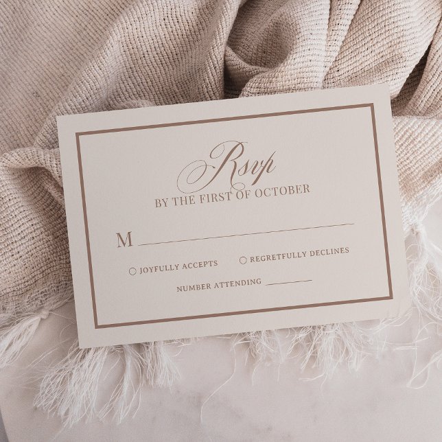 Cartão RSVP Chic Ivory and Taupe Border | Luxe Neutral Wedding (Criador carregado)