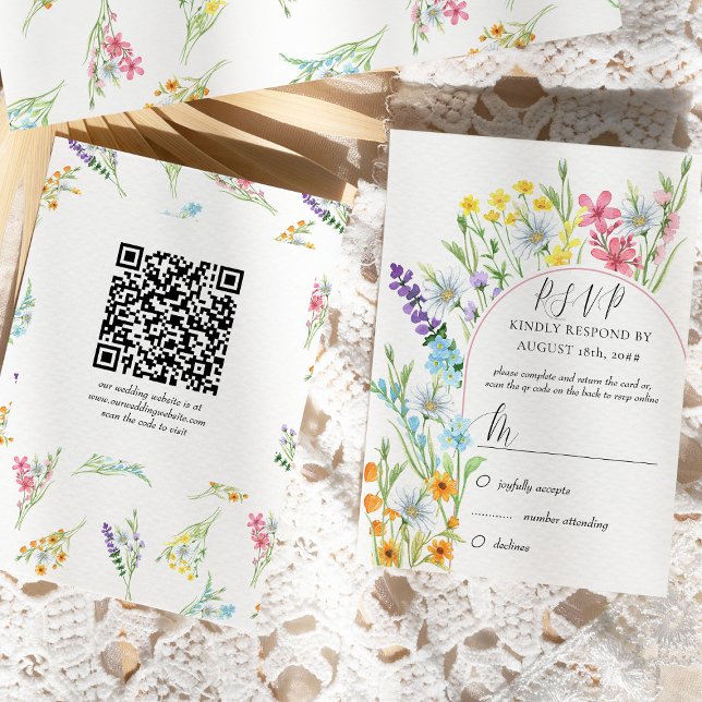 Cartão RSVP Código QR de Casamento de Arch de Prado de Flores  (RSVP card with traditional form and online rsvp QR code - Wildflower Meadow collection)