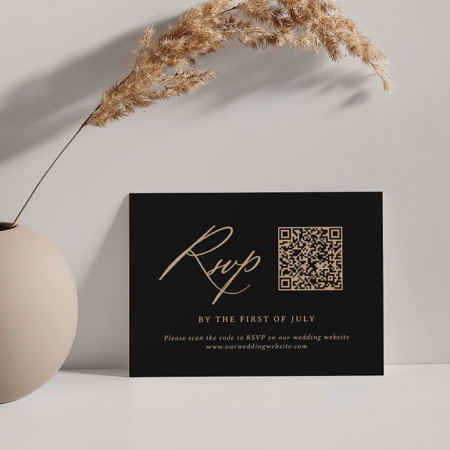 Cartão RSVP Código QR de Casamento de Caligrafia Dourada e Neg (Criador carregado)