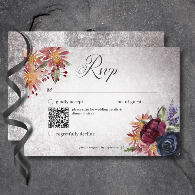 Cartão RSVP Código QR de Casamento de Halloween de Cores Gótic (Rustic Gothic Colors Halloween Wedding QR Code RSVP Card)
