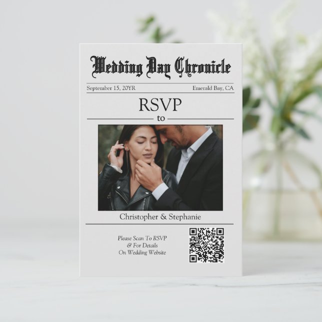 Cartão RSVP Código QR Elegante Mínimo do Jornal Personalizado (Em pé/Frente)