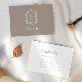 Cartão RSVP Crest Monograma Bege Casamento