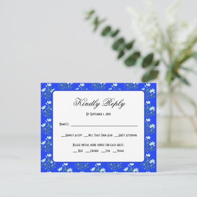 Cartão RSVP de Casamento Crocus Azul (Em pé/Frente)