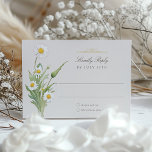 Cartão RSVP de Casamento de Daisies Vintage<br><div class="desc">Este cartão RSVP de casamento elegantemente projetado apresenta uma ilustração eterno de delicadas margaridas brancas colocadas sobre um fundo bege suave. A frente do cartão convida os convidados a RSVP com um toque suave, mas sofisticado, acompanhado de margaridas lindamente ilustradas e verde em tons de branco macio, amarelo-manteiga e verde-esbranquiçado....</div>