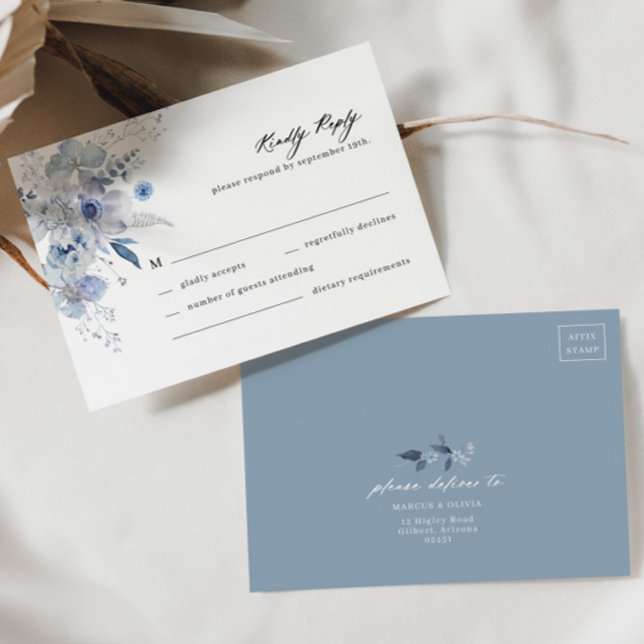 Cartão RSVP de Casamento de Flor Selvagem Azul Boh (Dusty Blue RSVP Front/Back)