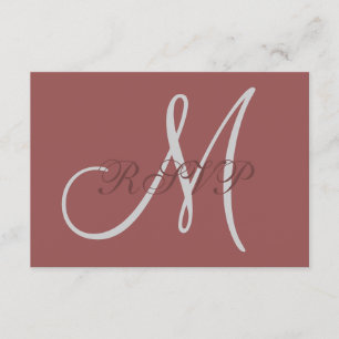 Cartão RSVP de Casamento de Marsala Elegante com M