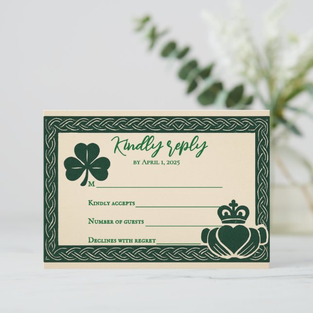 Cartão RSVP de Casamento de Serenidade Irlandês (Em pé/Frente)