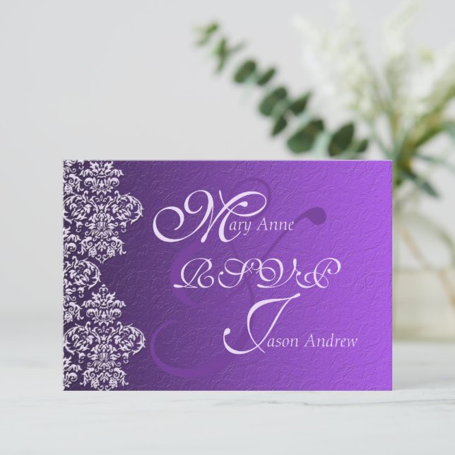 Cartão RSVP de Casamento Roxo Real Damask (Em pé/Frente)