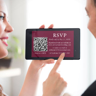 Cartão RSVP de QR da Borgonha Simples Minimalista