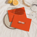 Cartão RSVP Detalhes do Casamento Colorido de Brilho Moderno R<br><div class="desc">Um simples e elegante laranja e branco de caligrafia com cartão de rsvp de casamento retro de pêssego. Isso tem um moderno e vintage blush cor de laranja brilhante com script branco escrito à mão. Minimalista e chique com letras arrojadas e retrógradas. Tudo é editável clicando no botão personalizar.</div>