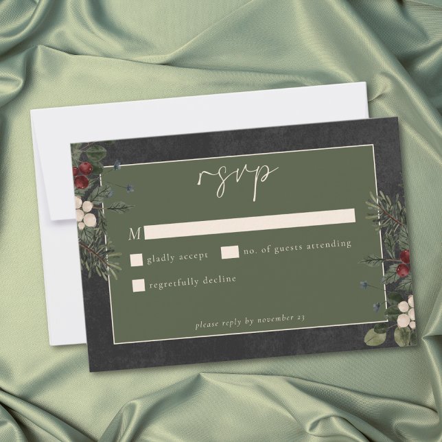 Cartão RSVP Elegant Winter Berries & Pine Black Wedding (Elegant Winter Berries & Pine Black Wedding RSVP Card)
