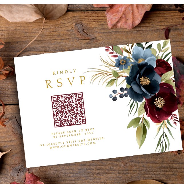 Cartão RSVP Elegante Burgundy Floral Bloom Código QR Casamento (Criador carregado)