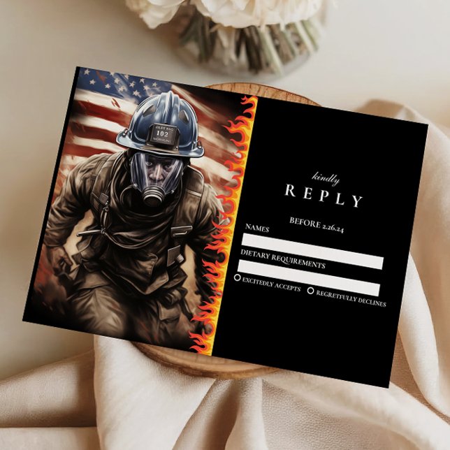 Cartão RSVP Firefighter Hero Graduation (Criador carregado)