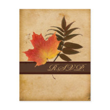 Folhas de Outono em Papel Envelhecido Cartão-respo