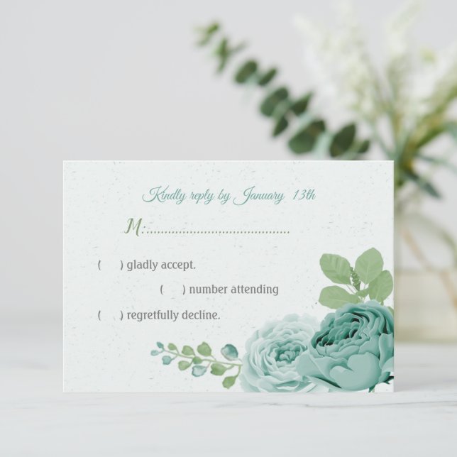 Cartão RSVP Folhas verdes de flores azuis bonito (Em pé/Frente)