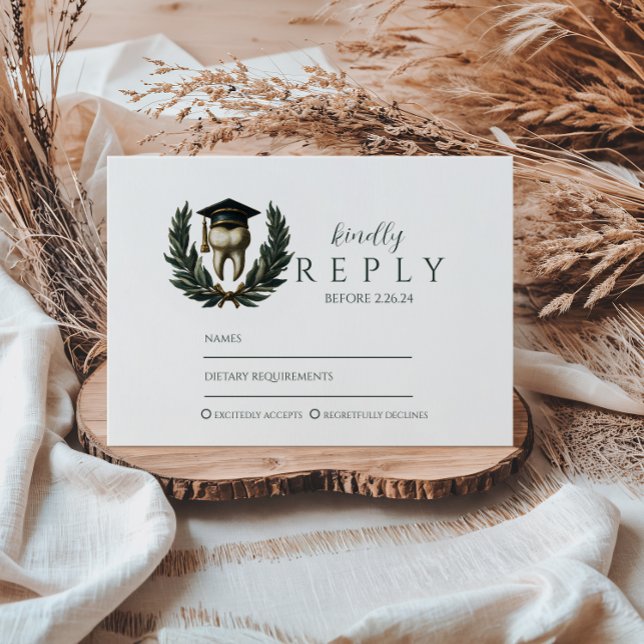 Cartão RSVP Gold Laurel Tooth Graduation Party (Criador carregado)