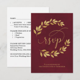 Cartão RSVP Golden Laurel Leaves on Burgundy Elegant Wedding