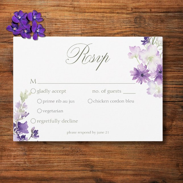 Cartão RSVP Janto Casamento Branco de Flores Selvagens Roxas (Criador carregado)