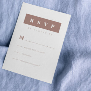 Cartão RSVP Mínimo Simples Marrom Elegante