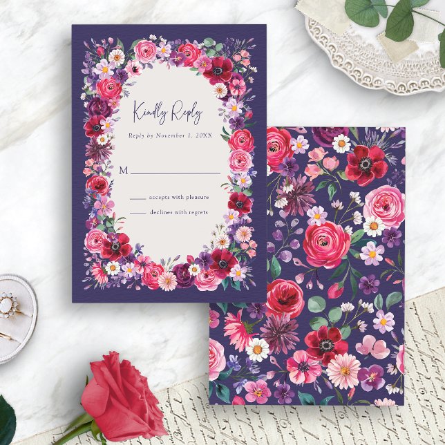 Cartão RSVP Moody Dark Floral (Moody Bold Dark Navy Blue Floral RSVP Card by Painted Paperie
)
