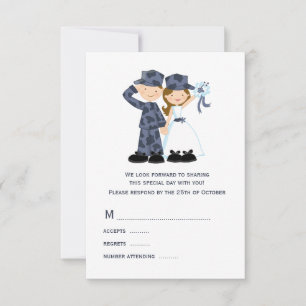 Cartão RSVP Noiva e soldado no casamento azul da camuflagem
