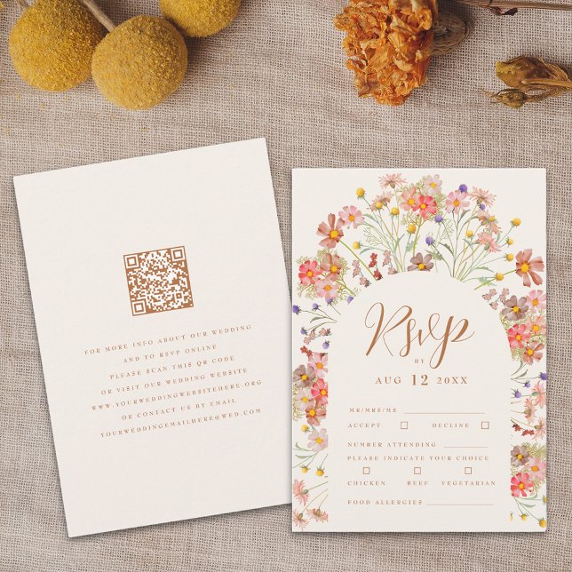 Cartão RSVP Opções de Refeição Floral Boho de Terracota para O (Boho fall Wildflower floral arch Wedding RSVP card terracotta burnt orange beige cream)