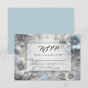 Cartão RSVP Pétalas Nevadas em Casamento Florido Congelado