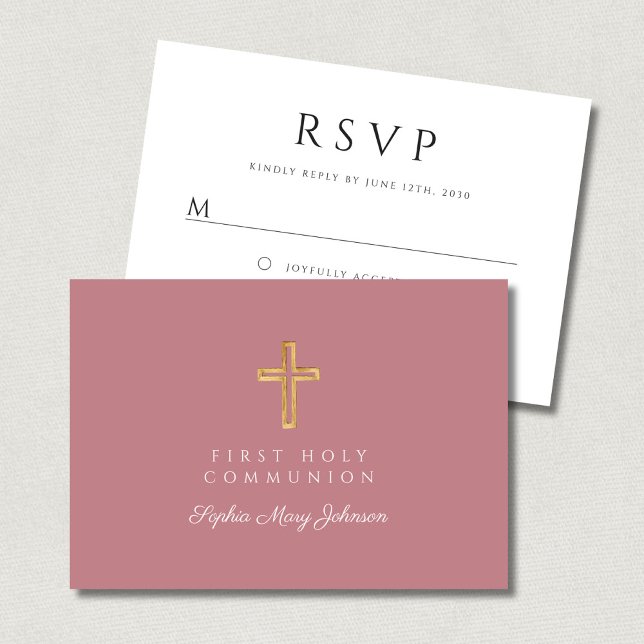 Cartão RSVP Primeira Comunhão de Garota Rosa Religiosa (Religious Cross Dusty Pink Girl First Communion RSVP Card)