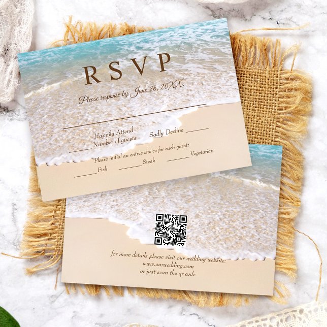 Cartão RSVP QR Code Summer Ocean Waves Tropical Beach Wedding (Criador carregado)