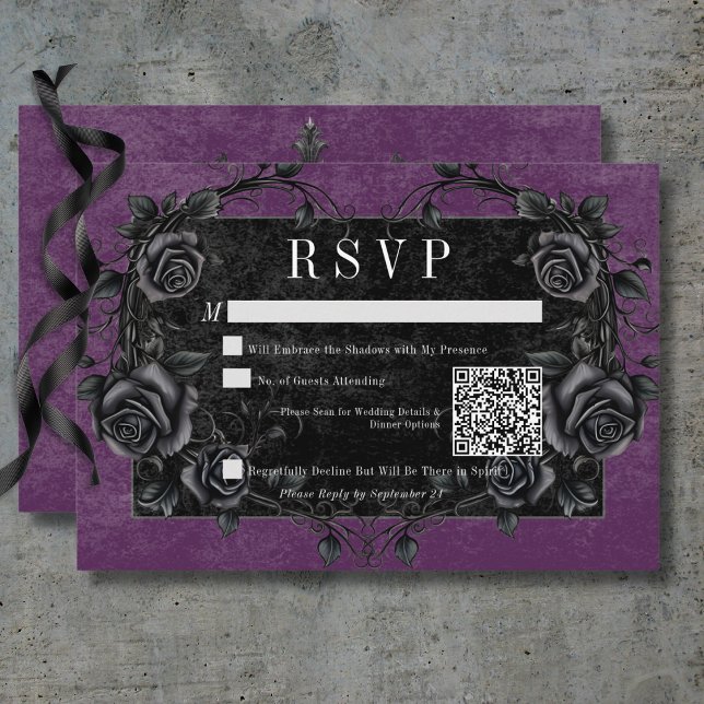 Cartão RSVP Rosas Pretos Góticos Raven e Pretos Código QR Roxo (Gothic Black Raven & Black Roses Purple QR Code RSVP Card)