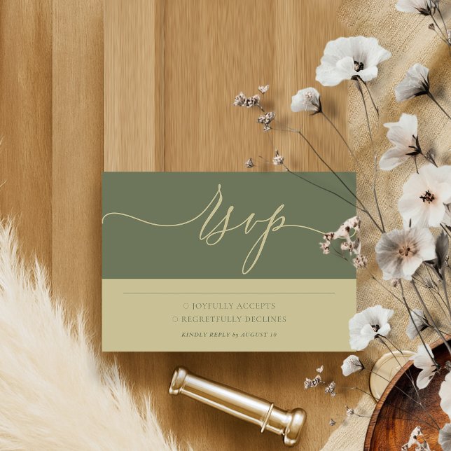 Cartão RSVP Sage e Dourado Casamento Moderno Minimalista (Criador carregado)