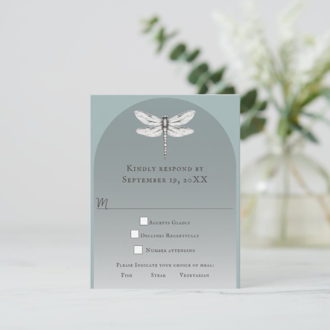 Cartão RSVP Teal Dragonfly Wedding (Em pé/Frente)
