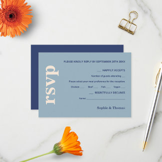 Cartão RSVP Tipografia Moderna e Negrito Casamento Azul Poeira