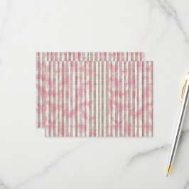 Cartão RSVP um fundo listrado rosa e branco
