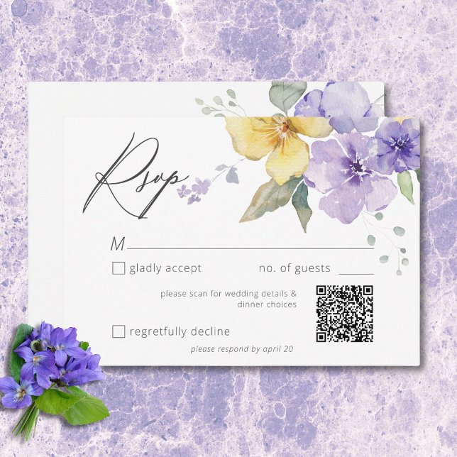 Cartão RSVP Violetas Roxo e Amarelas Modernas Casamento Floral (Modern Purple & Yellow Violets Floral Wedding QR RSVP Card)