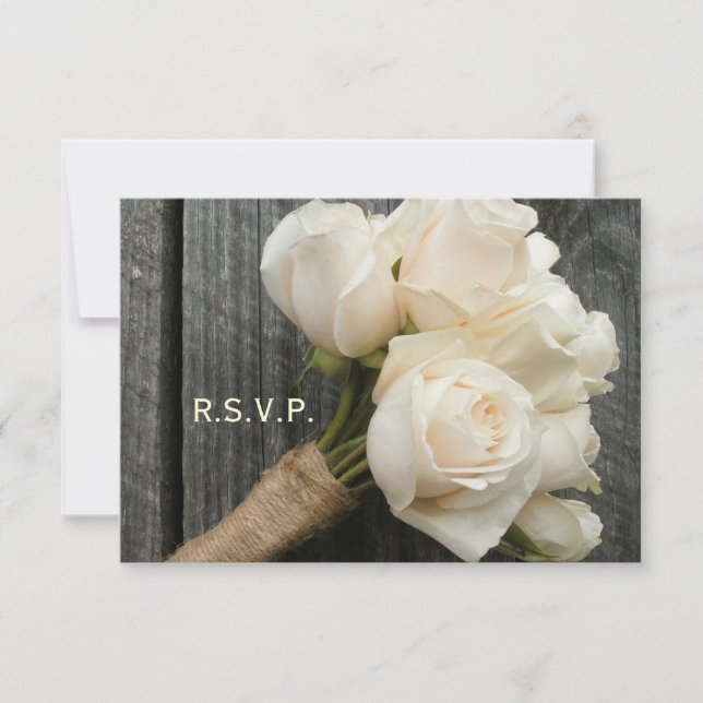 Cartão RSVP White Rose Buquê & Barnwood Wedding R.S.V.P. (Frente)