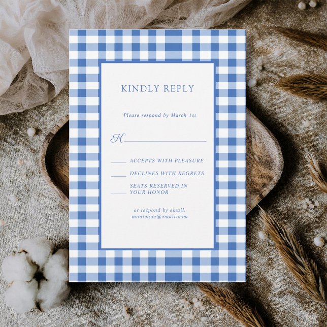 Cartão RSVP Xadrez Rústico Azul Bebê Gingham Casamento (Criador carregado)