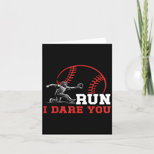 Cartão Run I Dare You Funny Baseball Catcher Baseball Pla (Frente)