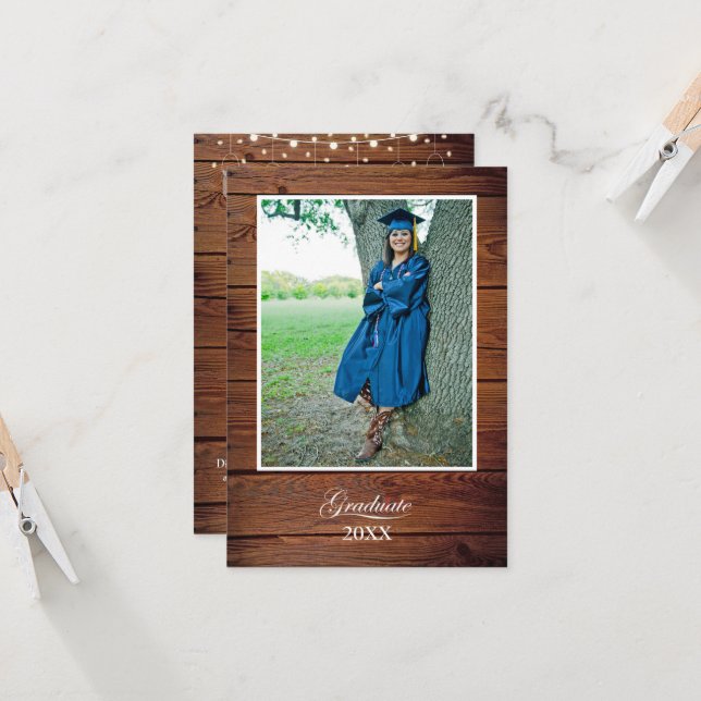 Cartão Rustic Graduation Party Invitation string lights (Frente/Verso In Situ)